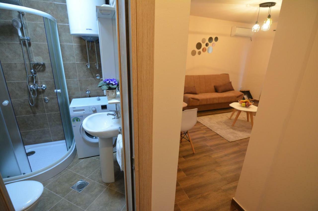 Apartment Petra Тиват Экстерьер фото