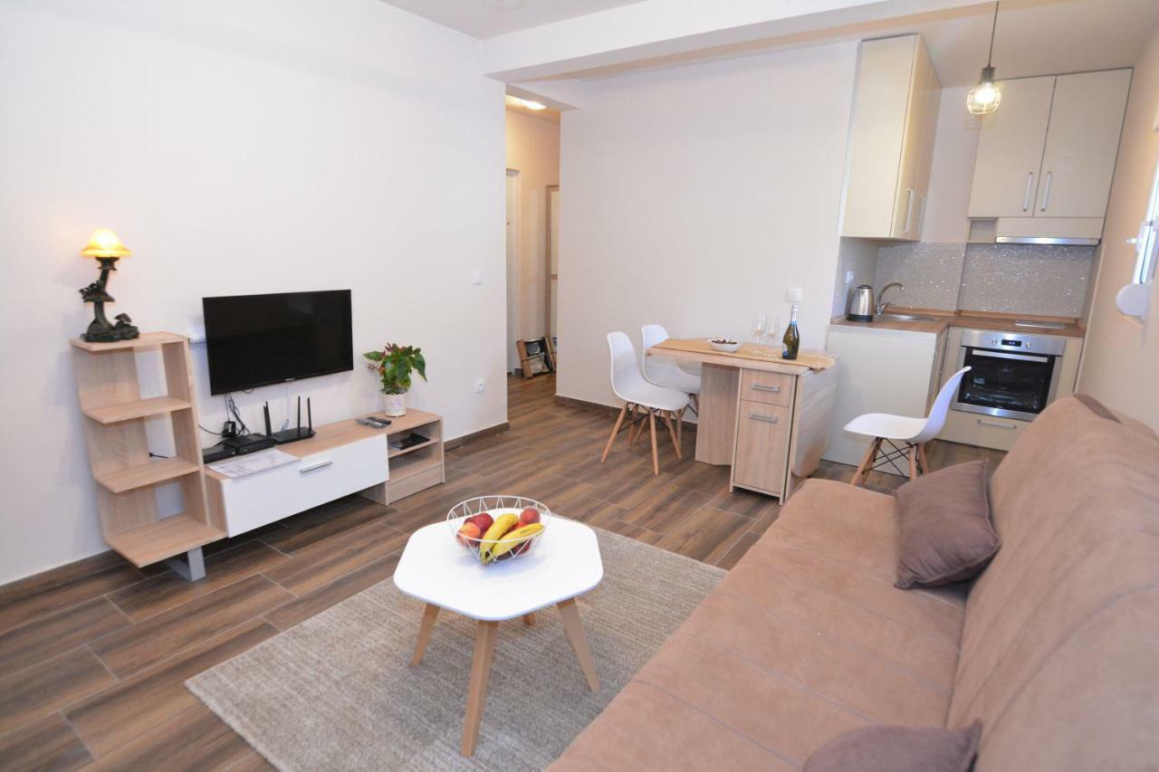 Apartment Petra Тиват Экстерьер фото