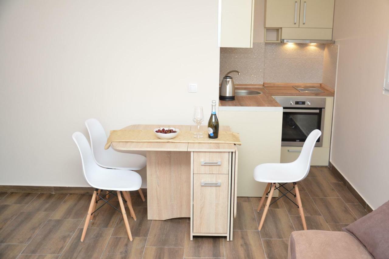 Apartment Petra Тиват Экстерьер фото