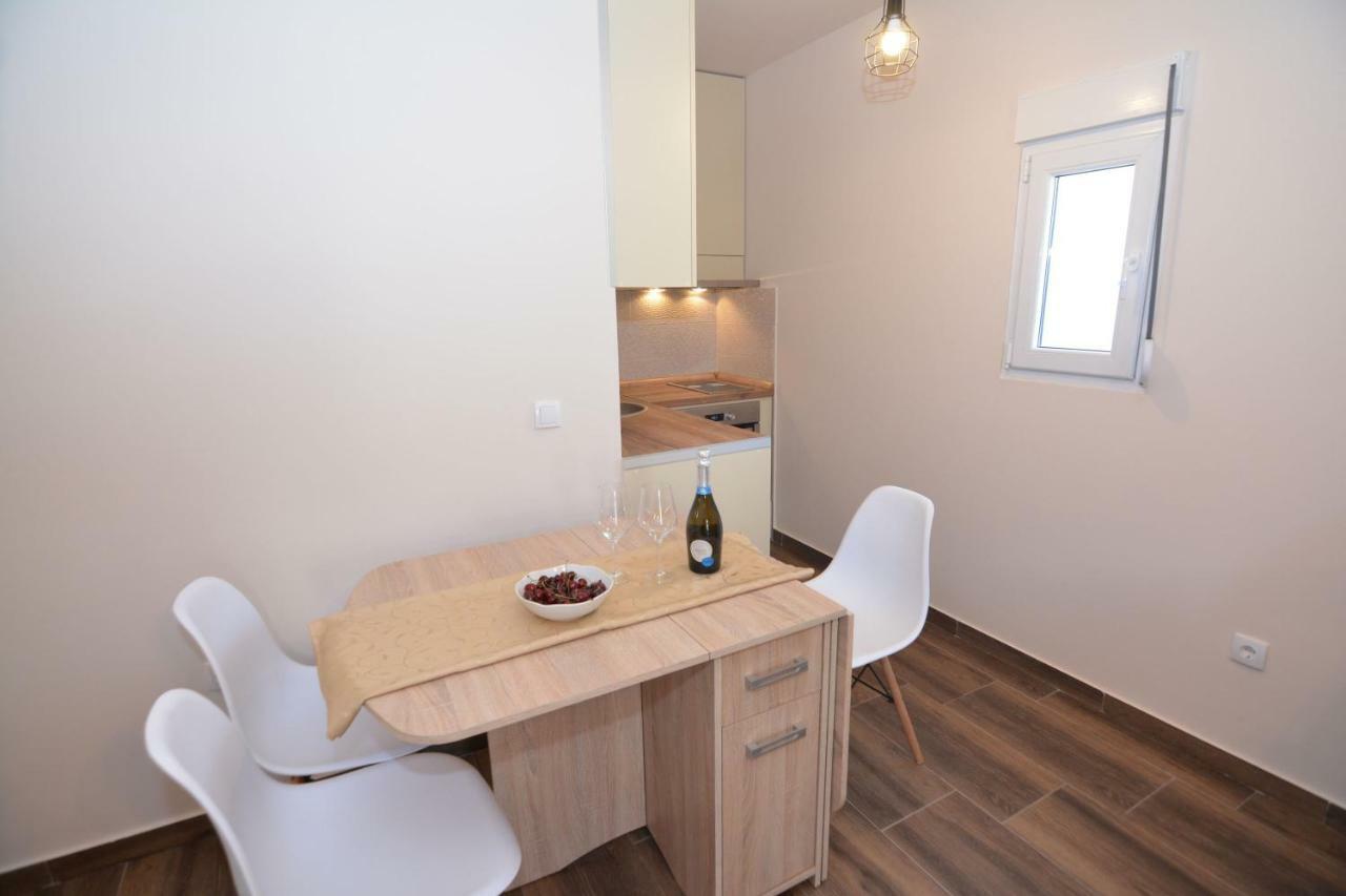 Apartment Petra Тиват Экстерьер фото